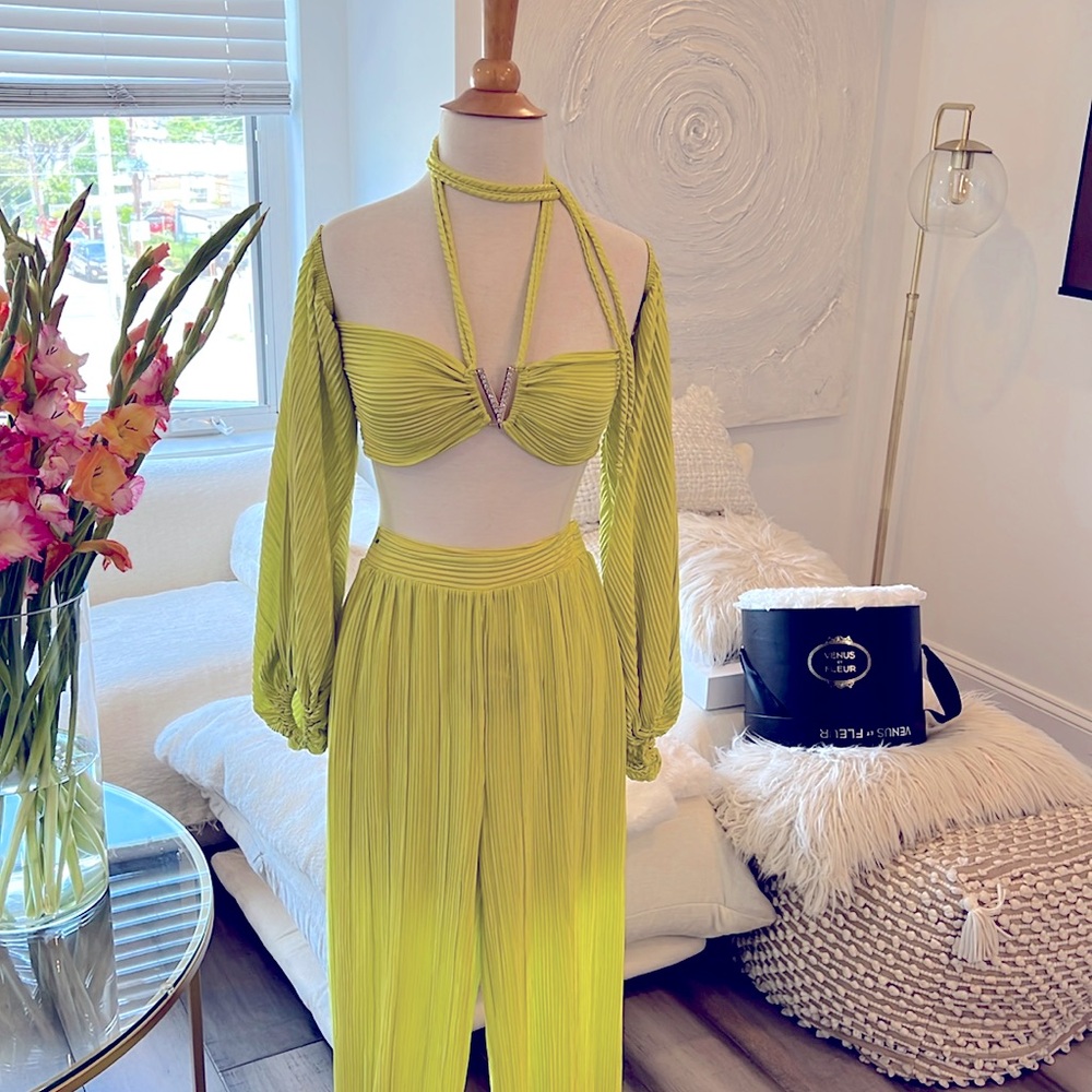 2 piece vacation outfit